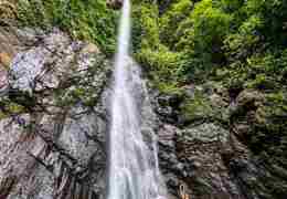 Cascada-Bali-Air-Terjun-Jagasatru-web