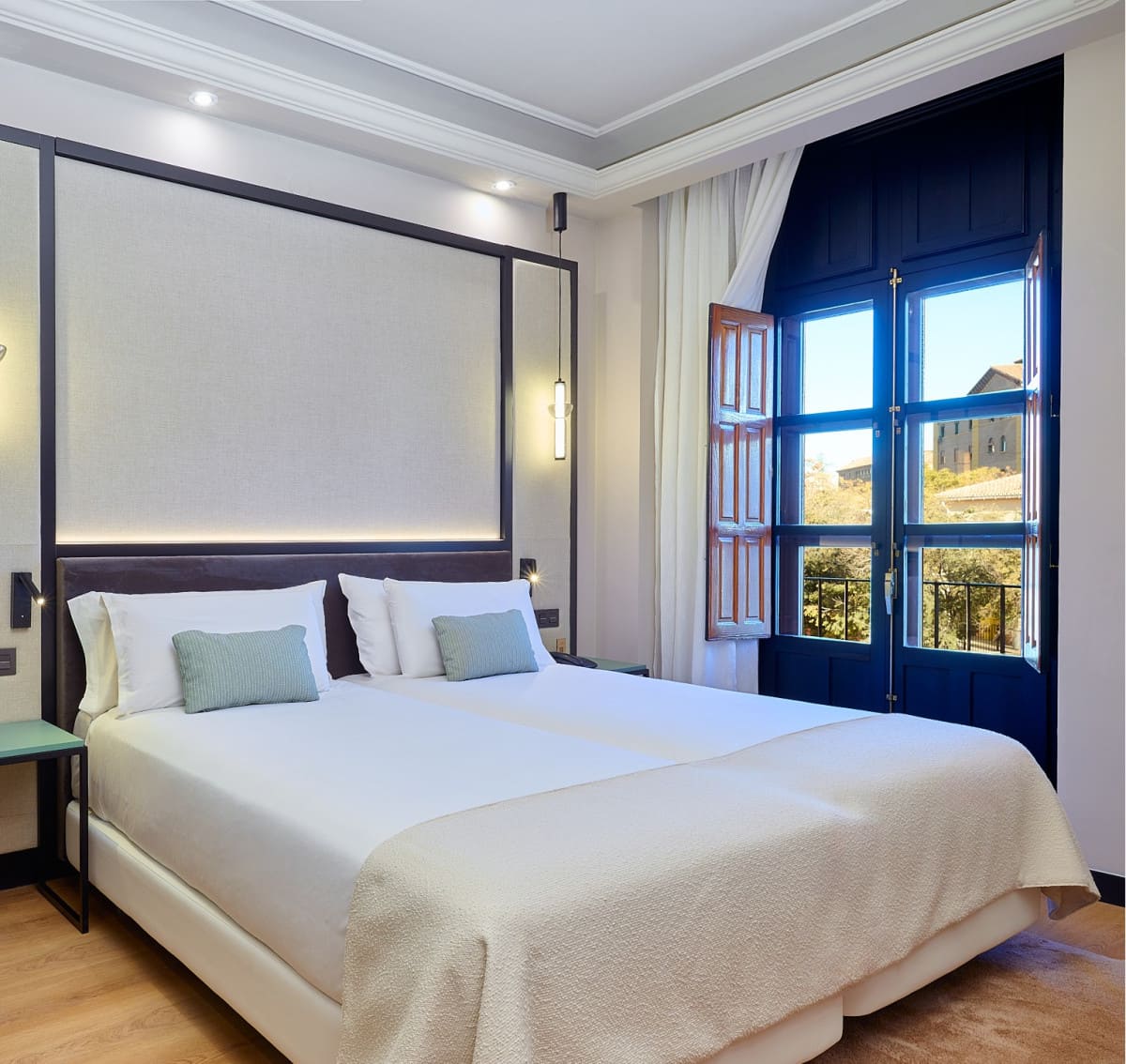 Alojamiento en Granada: deLuna Hotels